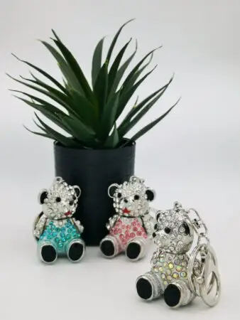 Porte-clés en métal silver & strass ourson assis assortis