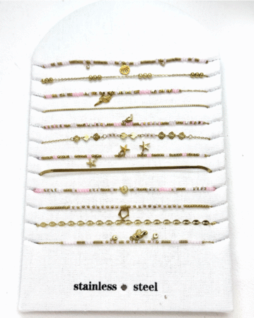Bracelet acier inox gold avec perles roses - maille plate & breloques. Modèles assorties x12