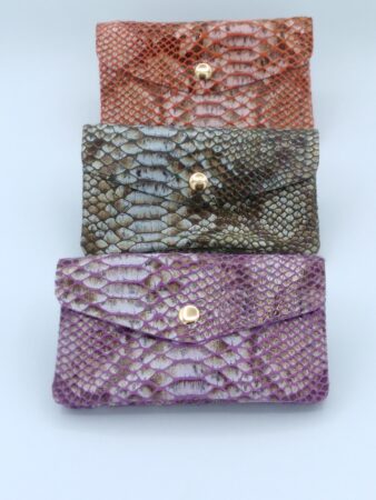 Porte monnaies en cuir peau de serpent Gm. Couleurs assorties