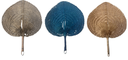 Eventail paille assortis grand modèle 24X23 cm. Couleurs assorties