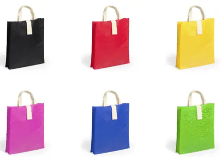 Sac pliable en intissé de 80 g/m2 disponible dans une variété de couleurs. Résistance au poids de 8kg.